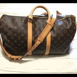 Louis Vuitton keepall bandolier45 duffle like new!